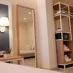 Center 3*